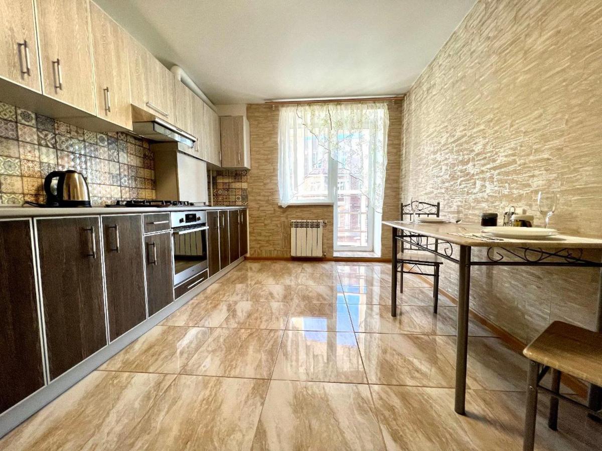 Apartpoltava Простора Однокімнатна Квартира В Новобудові, Корпусний Парк מראה חיצוני תמונה